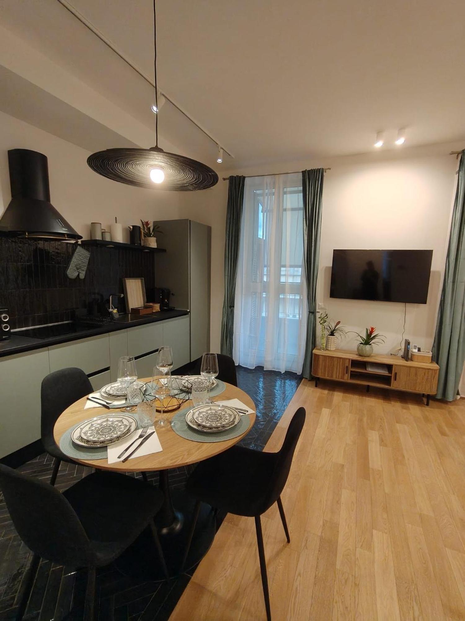 Appartamento Bellissimo Bilocale Al Centro Di *